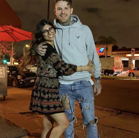 mia.khalifa.divorce|Mia Khalifa announces divorce from her husband Robert。